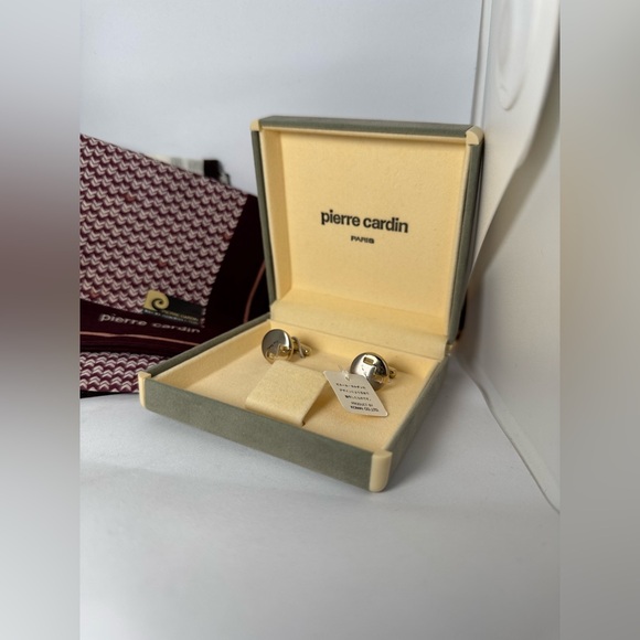 Pierre Cardin Cufflinks & Pocket Square Set of 3 Mens Accessories original Box - Picture 8 of 8